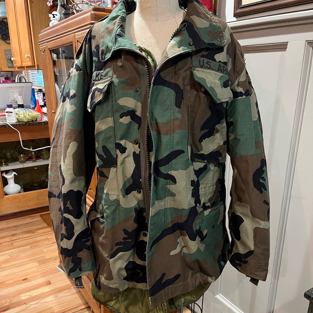 Vintage Medium Woodland Camo Coat with Lining and Hood